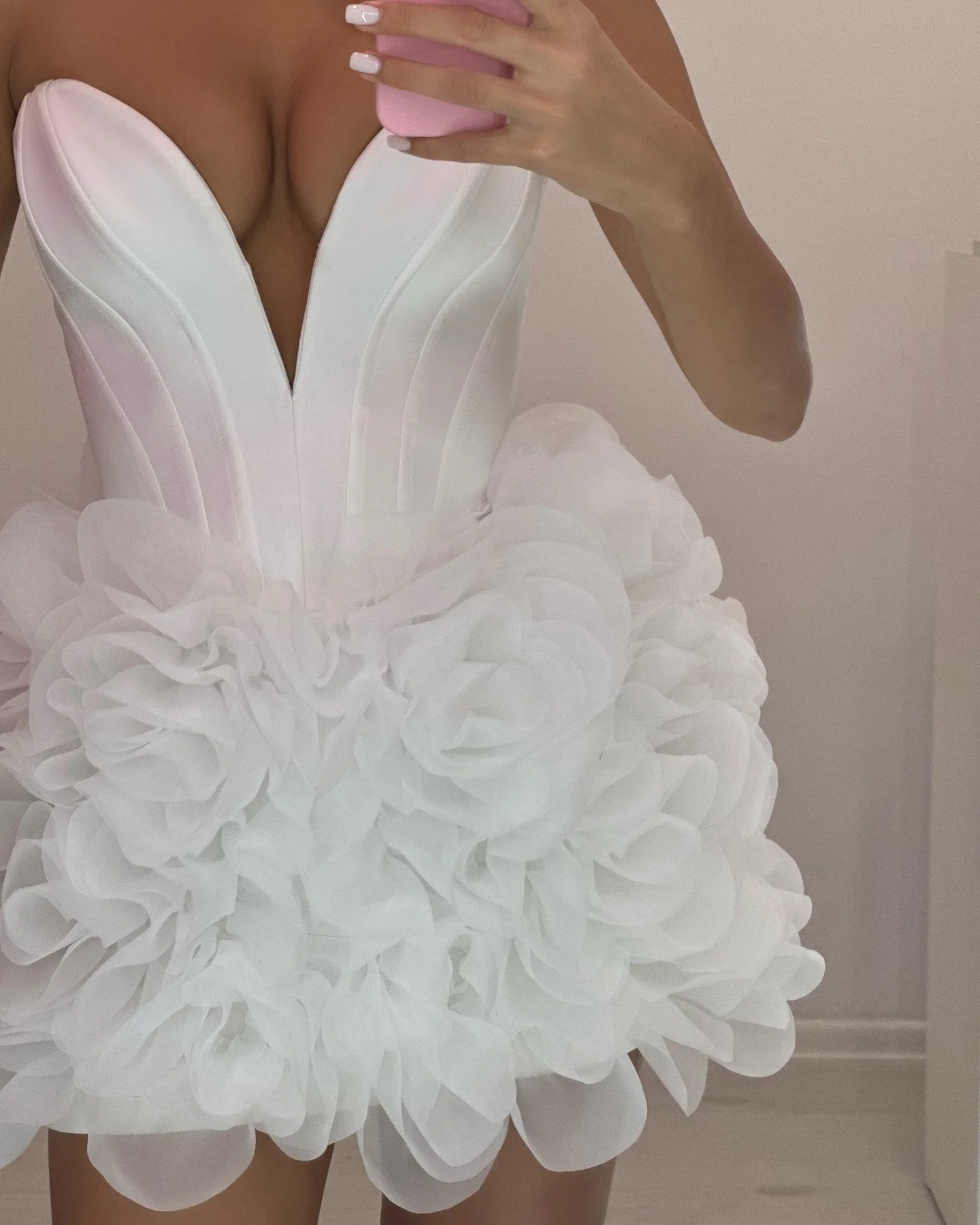Stylish White Short Prom Gown 2025 Party Dresses Ruffled Tulle Corset Mini Cocktail Celebrity Dress 2025 Formal Occasion Dress