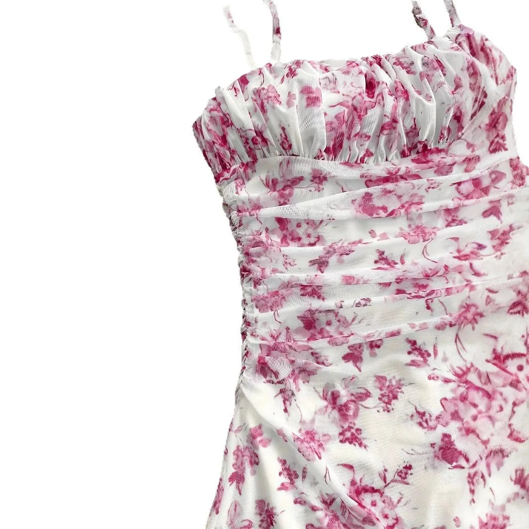 Women Summer Dresses 2025 New Sexy and Fashion Dress Romantic Field Simple Simple Elegant Dress