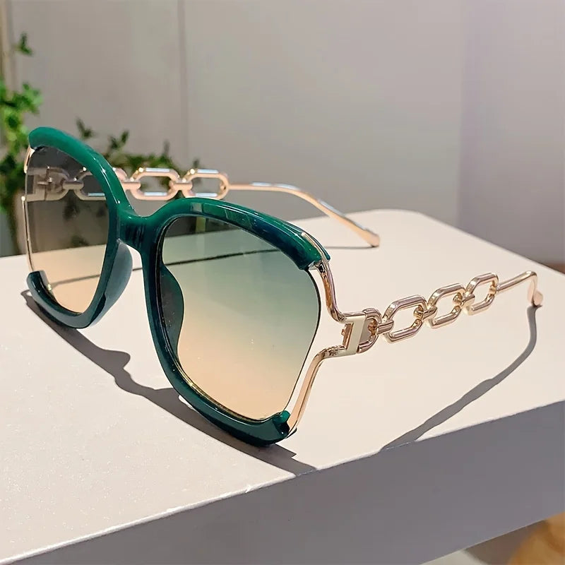 Chic Square Fashion Glasses, Gradient Lens, Detachable Faux Pearl Chain - Trendy, Stylish for Streetwear & Party Accessory