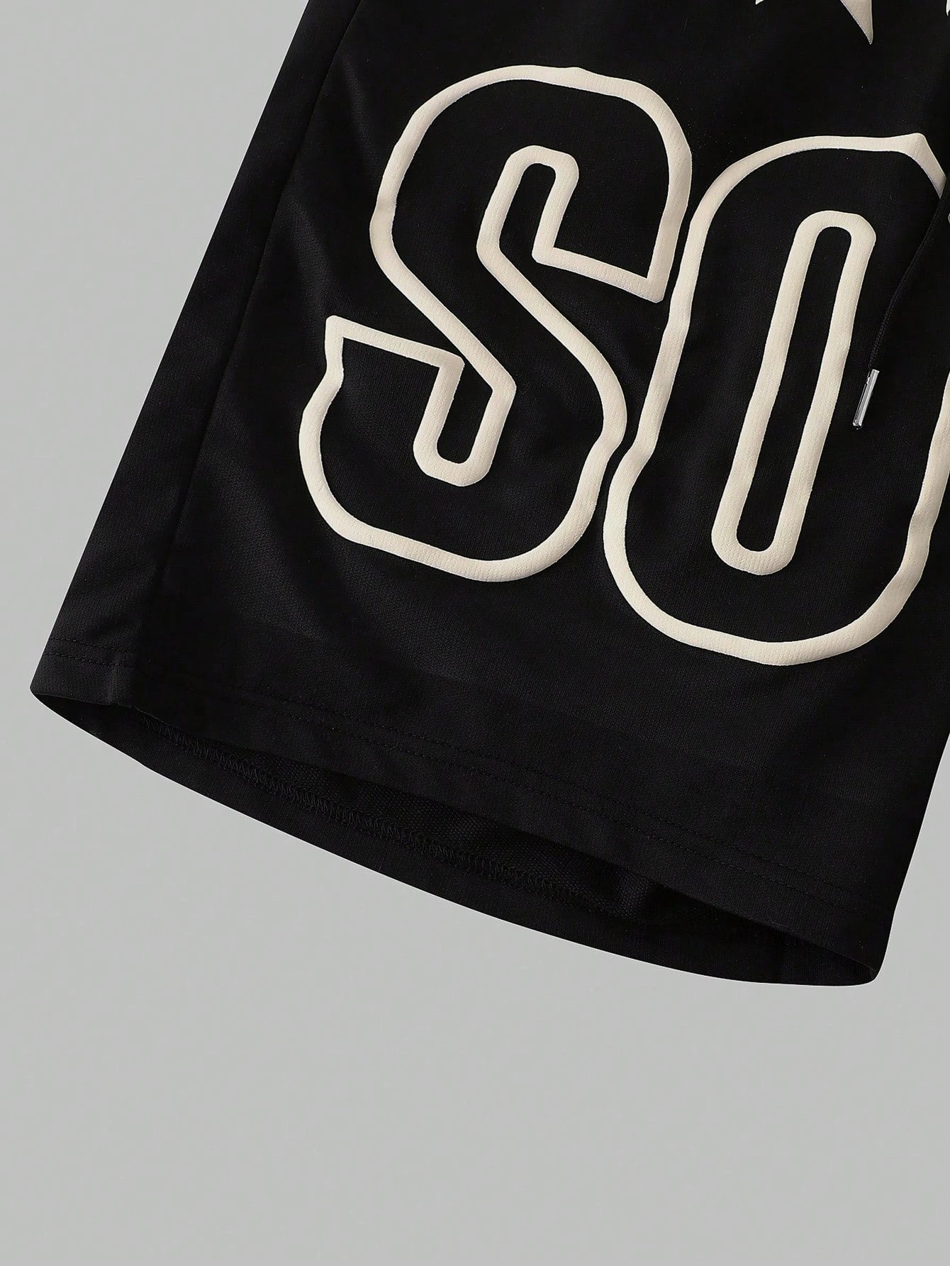 Men's Fashion Style Alphabet Print Shorts Are A Must for Street Sports People. Single Item Shorts Are Suitable for Daily Wear.