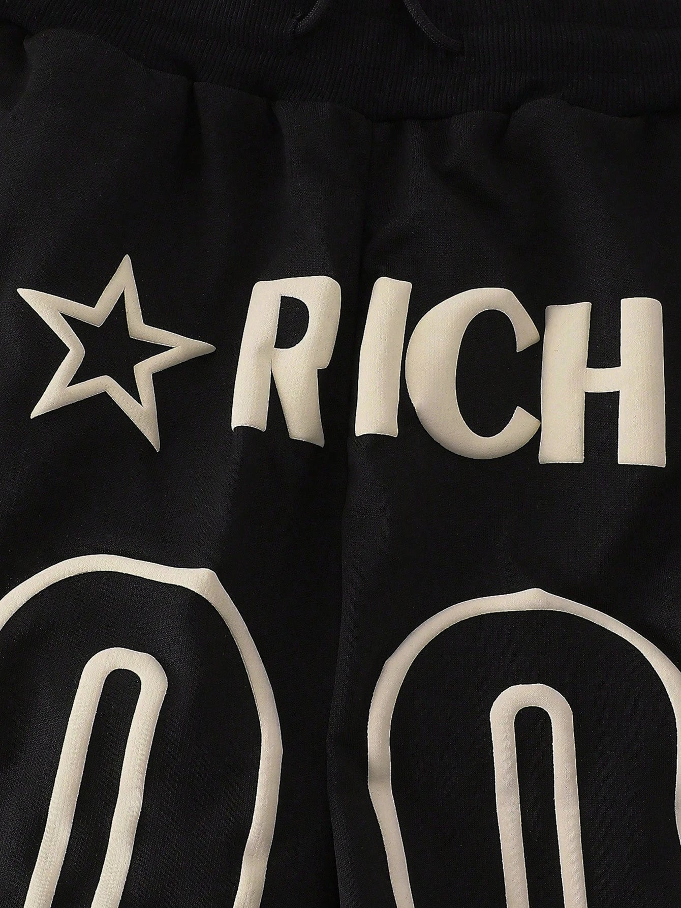 Men's Fashion Style Alphabet Print Shorts Are A Must for Street Sports People. Single Item Shorts Are Suitable for Daily Wear.